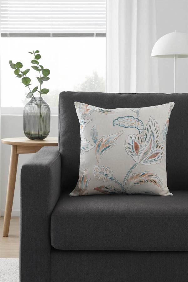 Duck Çiçekli Kırlent Kılıfı Bej 40x40 - Image 1