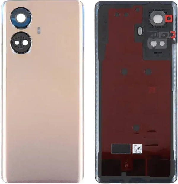 Realme 10 Pro Plus Uyumlu (Lensli) Arka Pil Kapağı Gold  - Image 1