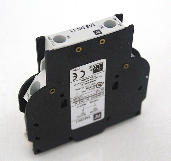 TA8DN11 TC Robusta Yardımcı Kontak Bloğu 10A 600V – 1Açık 1Kapalı Yan Montajlı Endüstriyel Kontakör Aksesuarı - Image 1