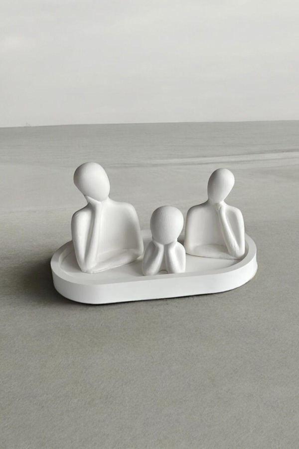 Üçlü Aile Dekoratif Obje Biblo + Oval Tabak (8 cm-7 cm-6 cm) Beyaz-Tabaklı - Image 1
