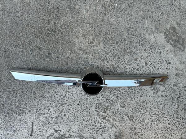Opel Corsa C Ön Panjur Nikelaj 2004>  1400854 - Image 1