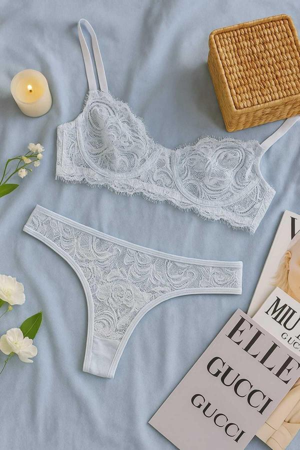Zarif Dantelli Bralet ve String Külot Takımı - Image 1