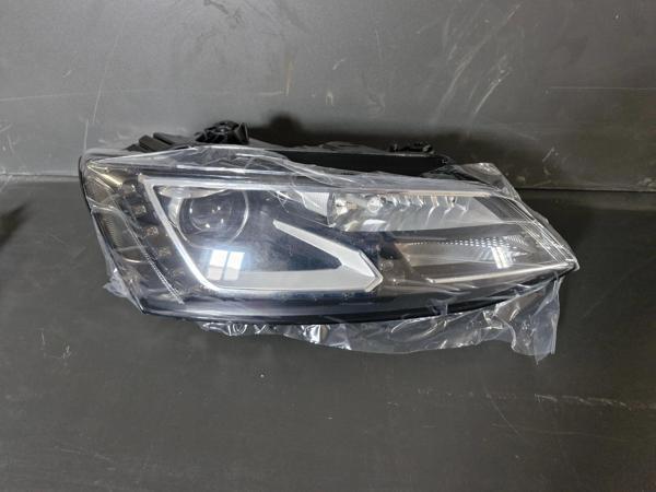 VOLKSWAGEN JETTA LEDLİ SAĞ ÖN FAR SIFIR 2011-2017 - Image 1