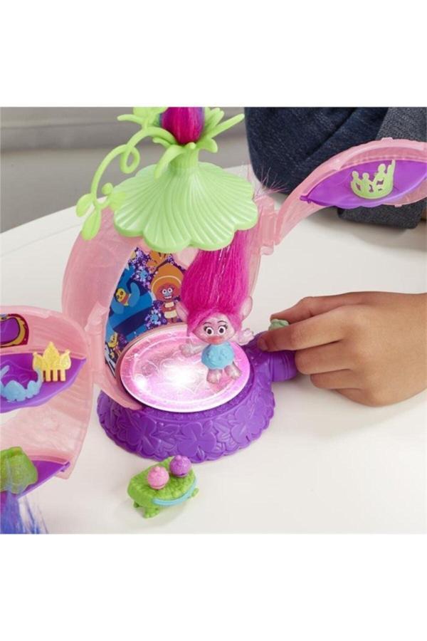 Trolls Poppy`Nin Taç Giyme Töreni - Image 1
