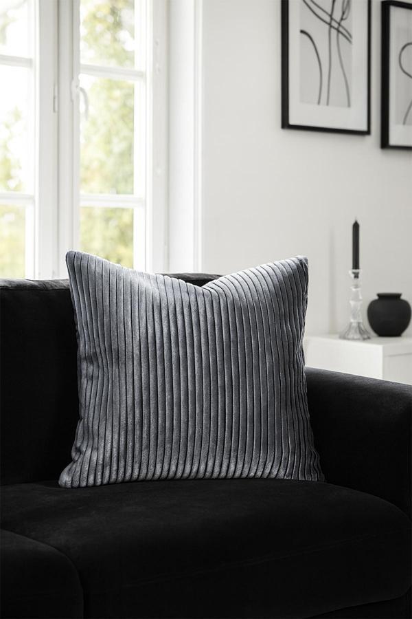Fitilli Kadife Kırlent Kılıfı Gümüş 45x45 - Image 1