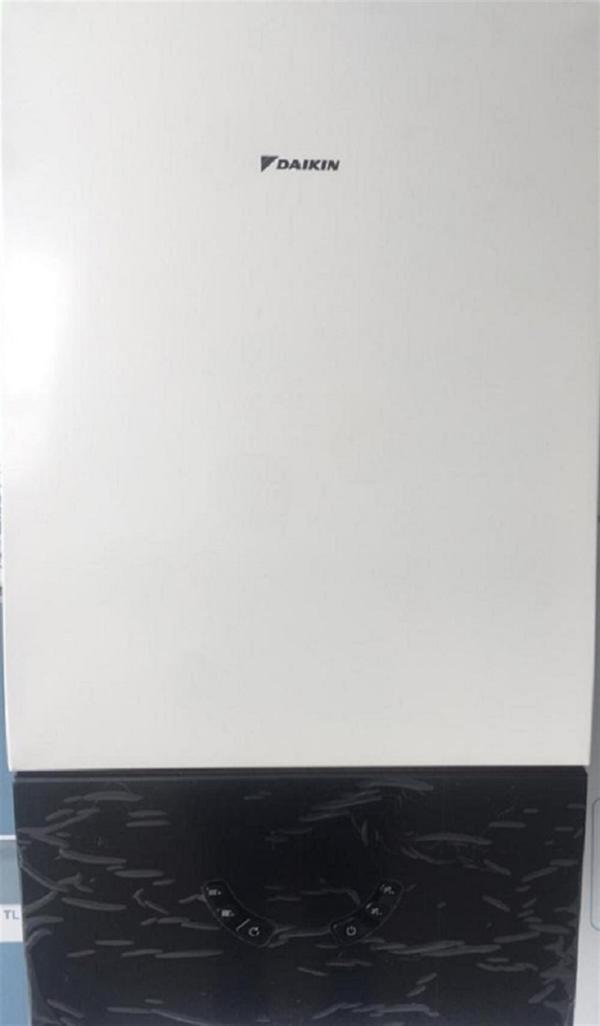 Daikin Premix VZ 23kW (TR.D2CPX023BATR) Tam Yoğuşmalı Kombi + Baca Seti - Image 1