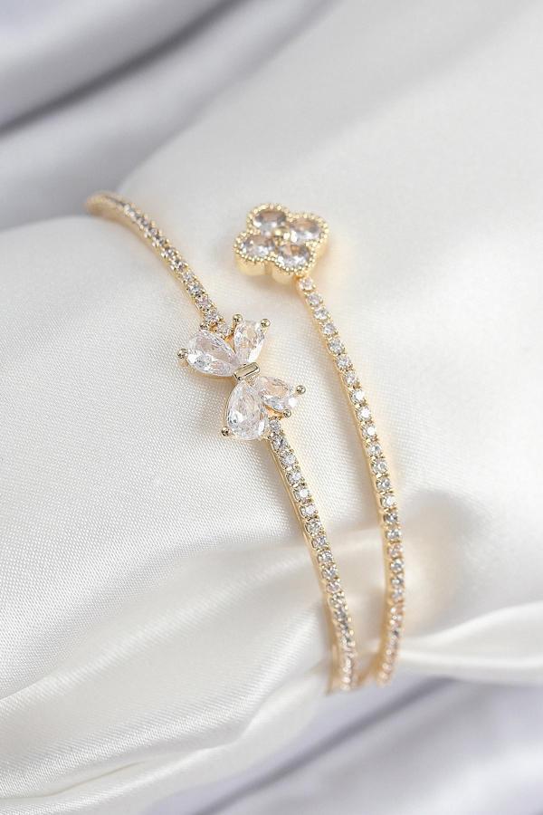 Pirinç Zirkon Taşlı Fiyonk Ve Yonca Model Gold Renk Kadın Bileklik 7851 - Image 1