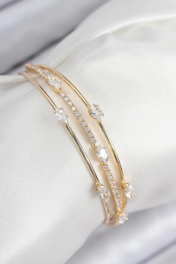 Pirinç Zirkon Taşlı Su Yolu Model Gold Renk Kadın Bileklik 7867 - Image 1