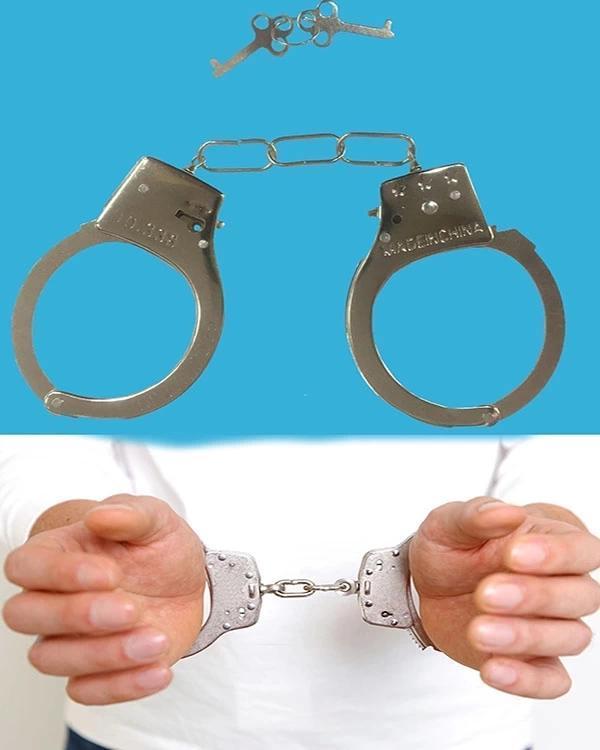 Metal Malzemeden İmal Anahtarlı Oyuncak Polis Si - Image 1
