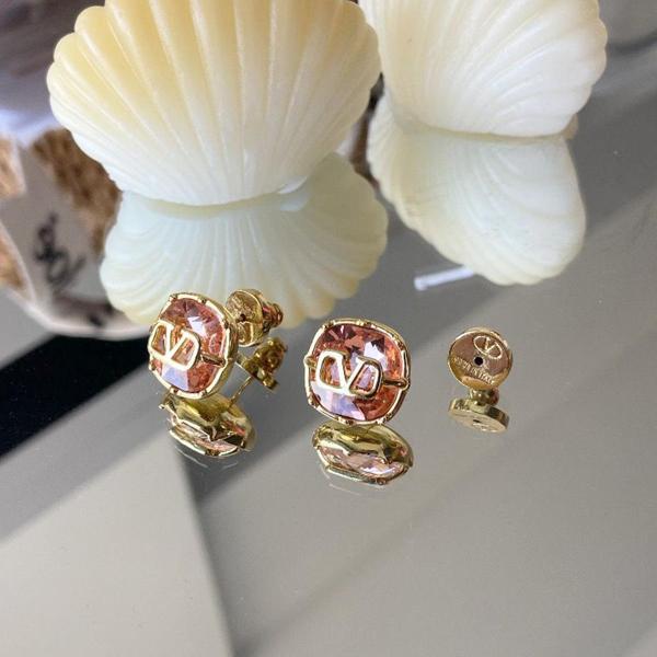Pembe Taşlı Gold Çelik Küpe - Image 1