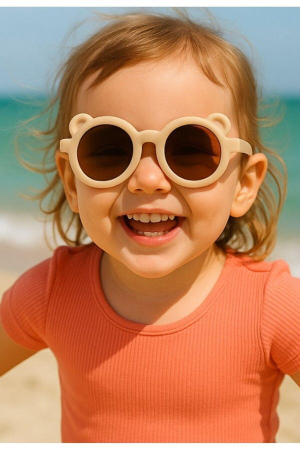 Sevimli Çocuk Güneş Gözlüğü Bej Ayıcık Çerçeve UV 400 Korumalı CE Belgeli Kids Çocuk Güneş Gözlüğü - Image 1