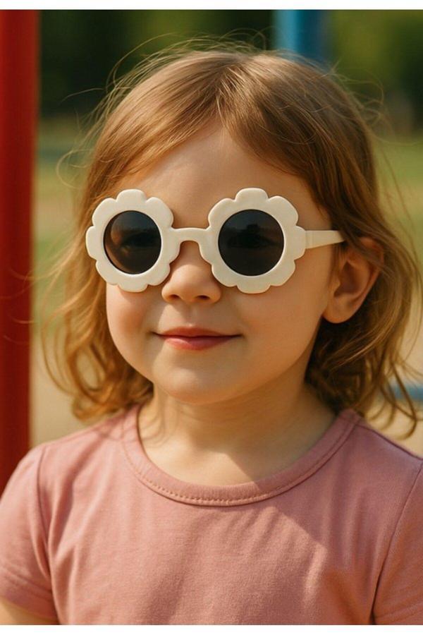 Sevimli Çocuk Güneş Gözlüğü Beyaz Papatya Çerçeve UV 400 Korumalı CE Belgeli Kids Güneş Gözlüğü - Image 1