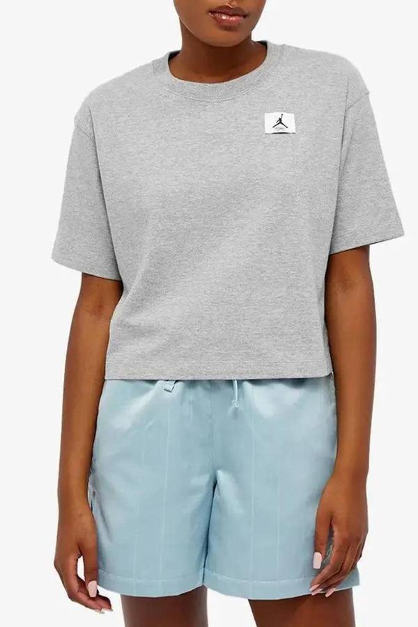 Nike Jordan Essential Boxy Loose Fit T-shirt Black Kadın Bol Kesim Crop Tişört Gri - Image 1