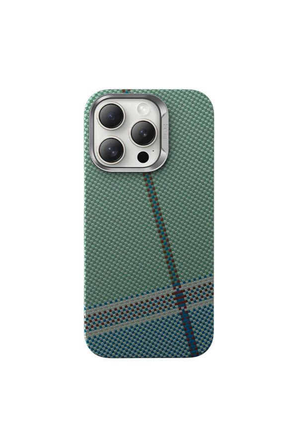 Benks İphone 15 Pro Kılıf Magsafe Şarjlı Karbon Fiber Tasarım Passion Green Armorair Kevlar Yeşil - Image 1