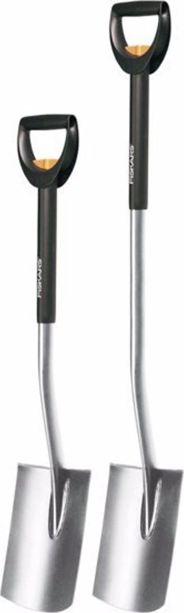 Fiskars 131310 Teleskopik Bahçe Küreği Düz Uçlu - 1000620 - Image 1