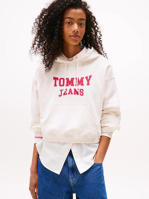 Tommy Jeans TJW Kutu Kesim Kısa Kolej Stili Kadın Kazak DW0DW21598YBH - Image 1