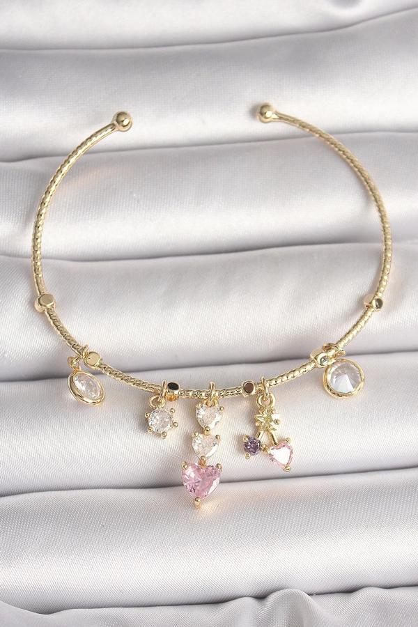 Pirinç Gold Renk Sallantı Zirkon Taşlı Kalp Figür Pembe Kalp Detay Charm Kadın Bileklik - Image 1