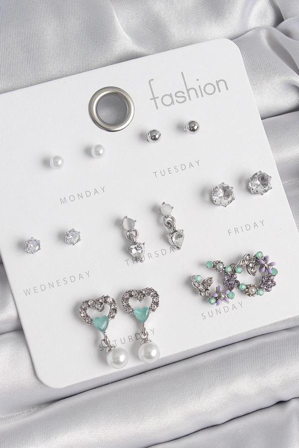 Pirinç Gümüş Renk Zirkon Taşlı Sallantılı Kalp Model Çiçek Detay 7 Çift Kadın Küpe Seti - Image 1