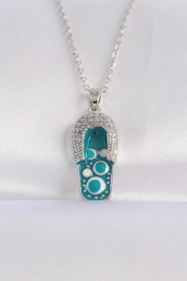 316L Çelik Zincir Zirkon Taşlı Gümüş Renk Nazarlı Terlik Tasarımlı Kolye - Image 1