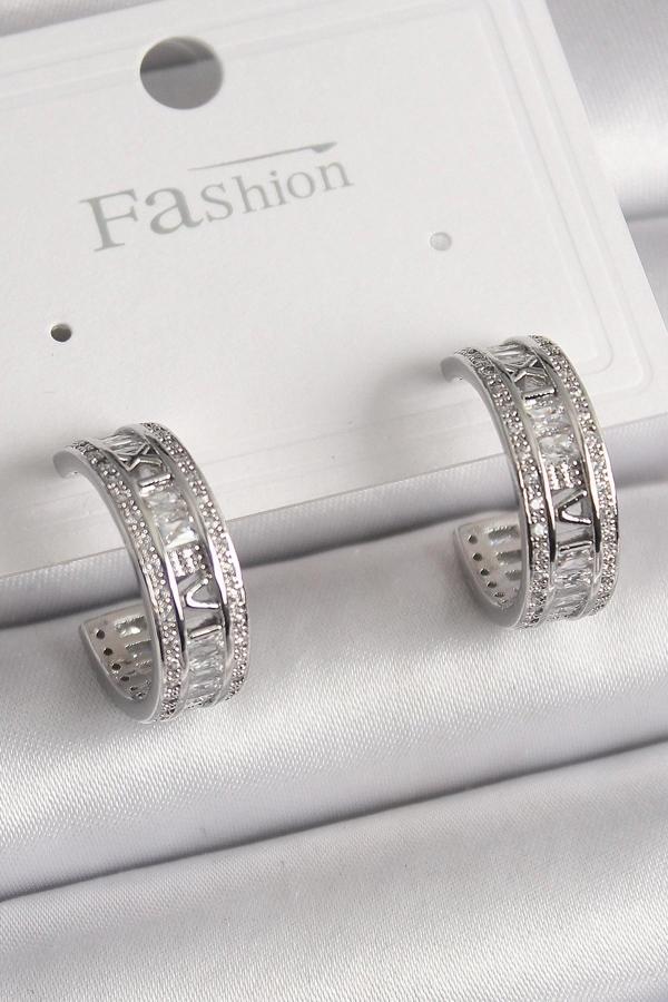 Pirinç Gümüş Renk Zirkon Taşlı İşleme Detay Halka Model Kadın Küpe - Image 1