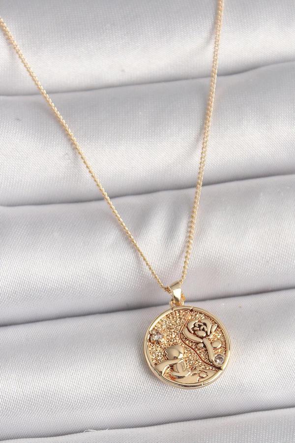 Pirinç Gold Renk Zirkon Taş Detaylı Gül İşleme Madalyon Model Kadın Kolye - Image 1