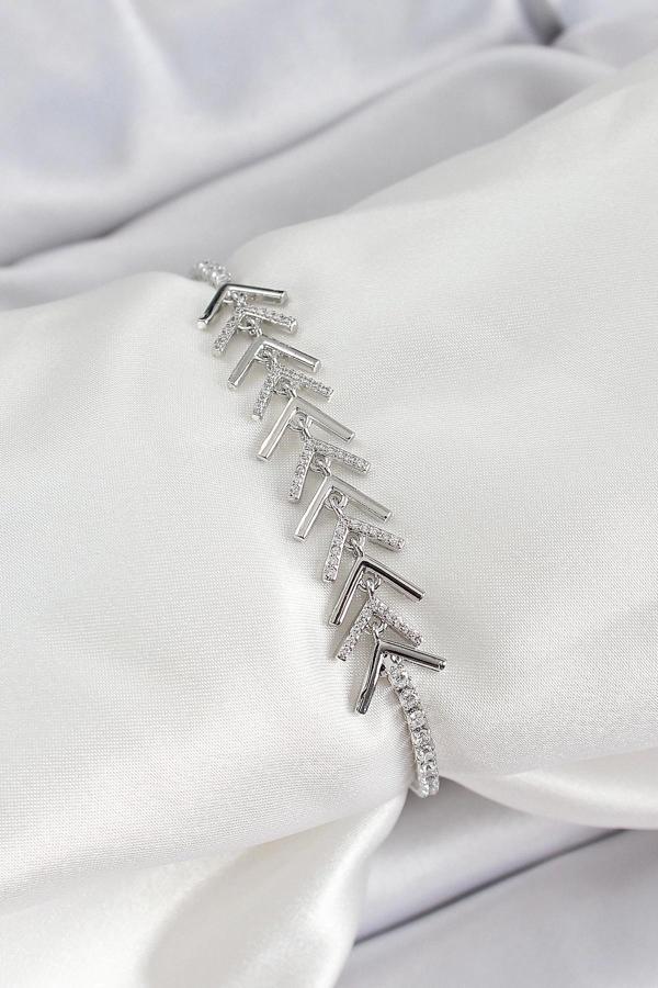 Pirinç Gümüş Renk Zirkon Taşlı Balık Sırtı Kadın Bileklik - Image 1