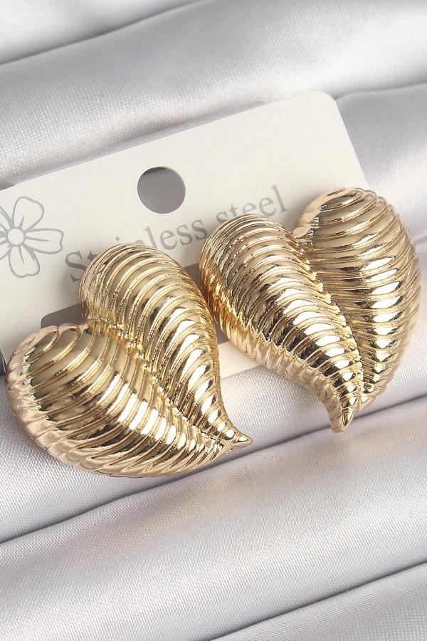 Pirinç Gold Renk İşlemeli Bomba Kalp Model Kadın Küpe - Image 1