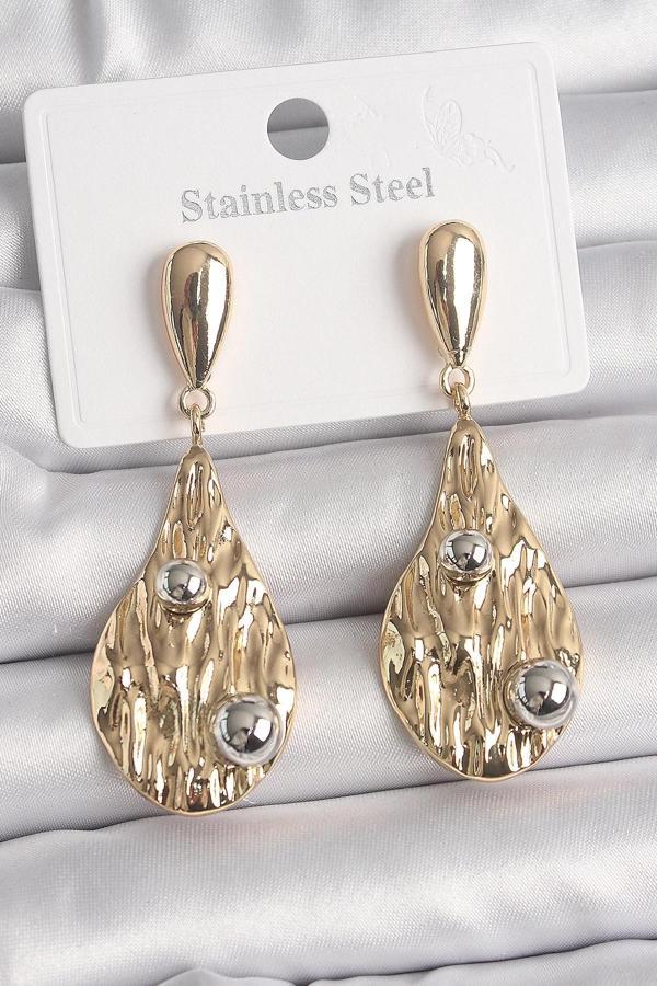 Pirinç Gold Renk Sallantı Damla Model Gümüş Top Detay Kadın Küpe - Image 1