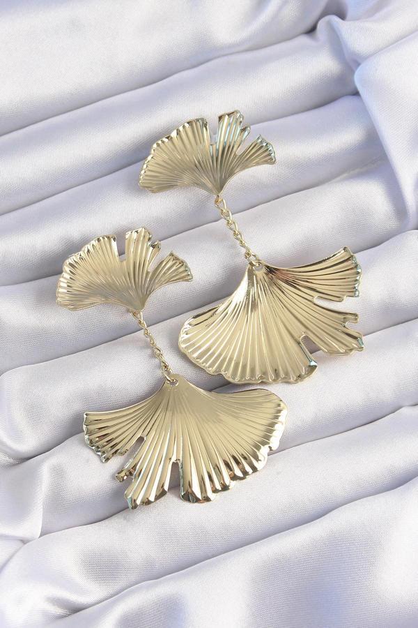 Pirinç Gold Renk Tırtıklı Yaprak Model Sallantılı Küpe - Image 1