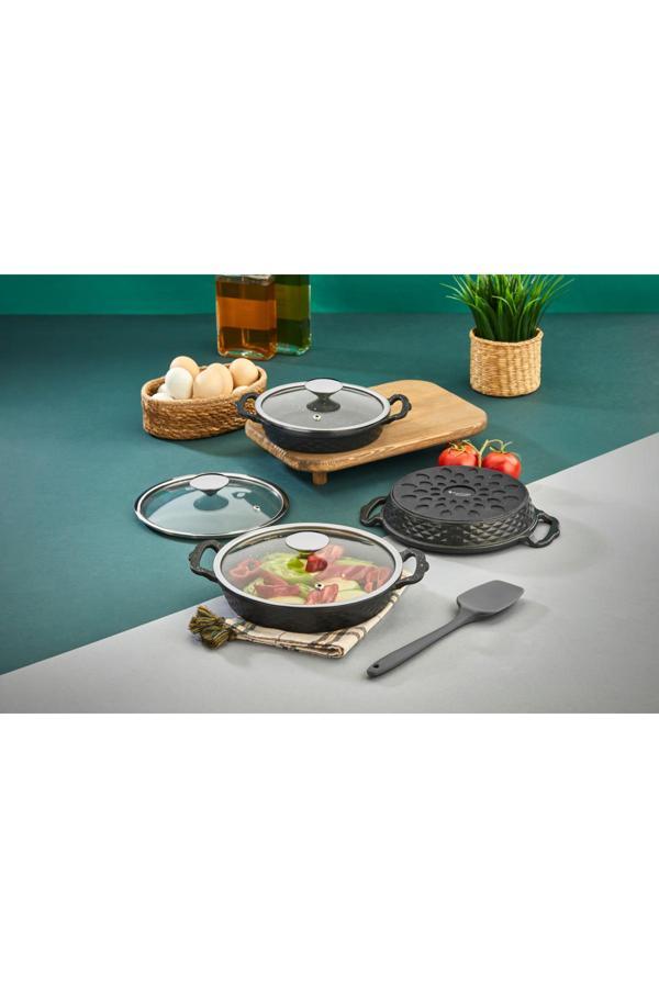 Cosiness Granit Döküm 3 Lü Kapaklı Sahan Set - Fırına Girebilir Özellikli - 18+20+22 Cm. - Image 1