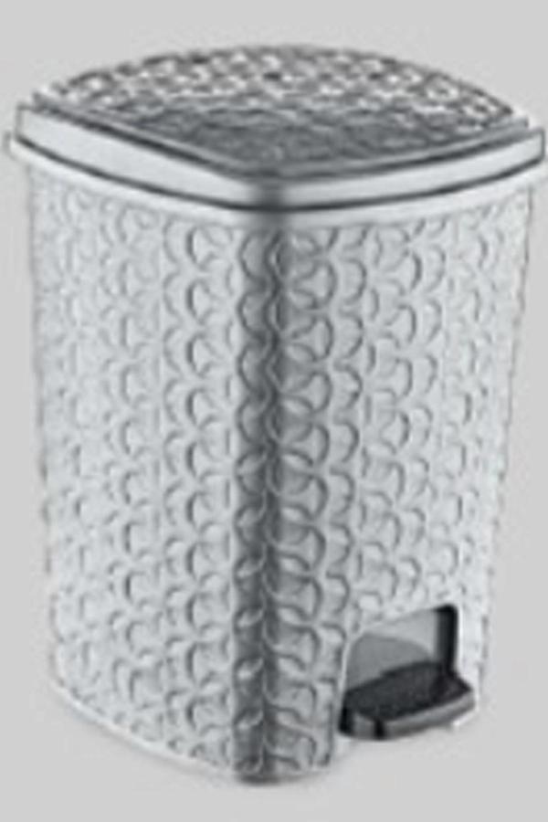 Rattan Star Pedallı Çöp Kovası 12 Lt. Royaleks-E248 - Image 1