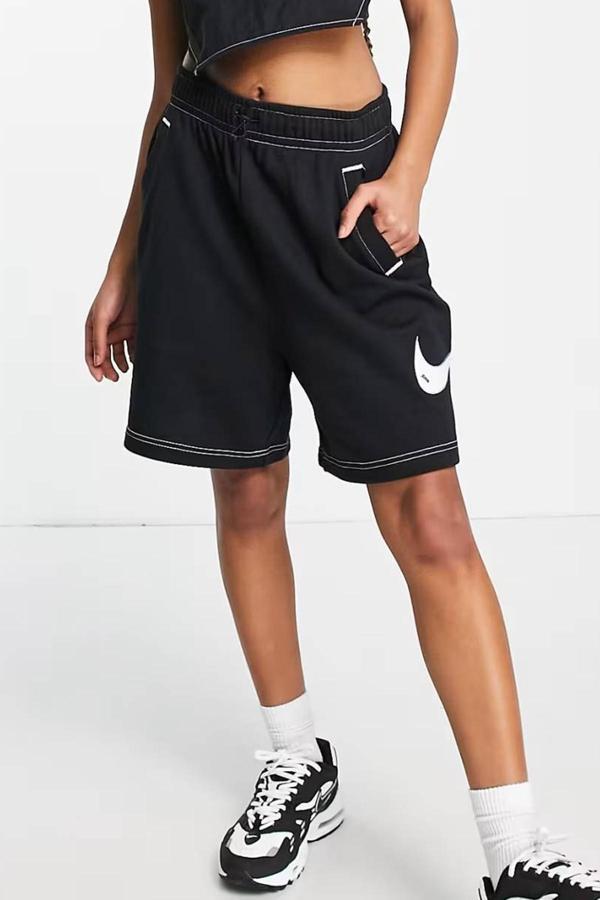 Nike Swoosh Contrast Stitch Fleece High Rise Loose Fit Shorts Kadın Yüksek Bel Bol Kesim Şort Siyah - Image 1