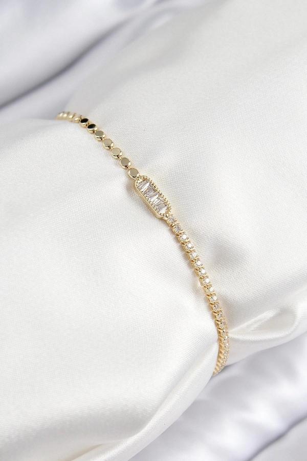 Pirinç Zirkon Taşlı Dikdörtgen Model Ezme Zincir Gold Renk Kadın Bileklik - Image 1