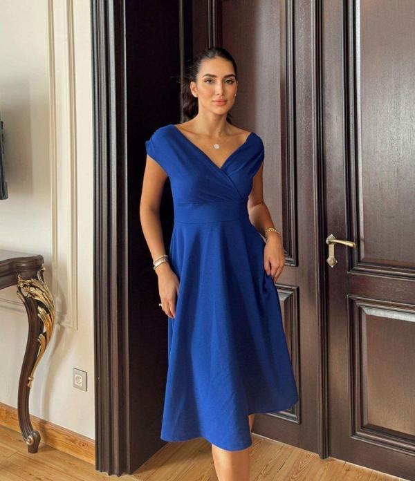 Kadın Kısa Kollu Kruvaze Yaka Eteği Volanlı Krep Elbise - Image 1