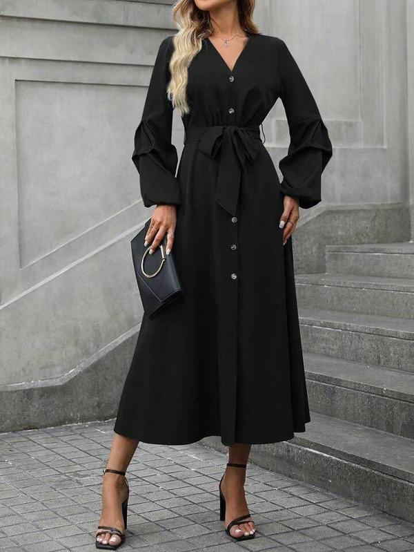 Kadın Uzun Kollu Derin V Yakalı Belden Kuşaklı önden Düğmeli Janjan Krep Elbise - Image 1