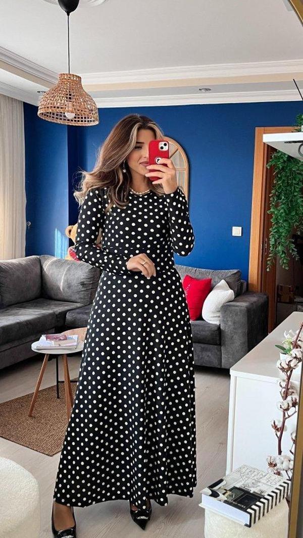 Kadın Krep Kumaş Uzun Kollu Tam Boy Puantiyeli Elbise 132 Cm - Image 1