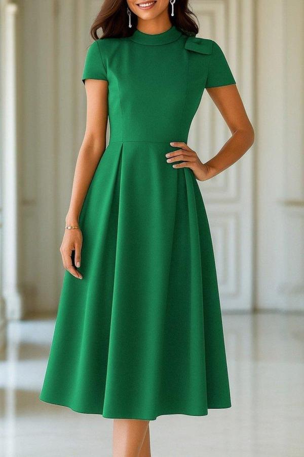 Kadın Kısa Kollu Yarı Balıkçı Yaka Pileli Janjan Krep Midi Elbise - Image 1