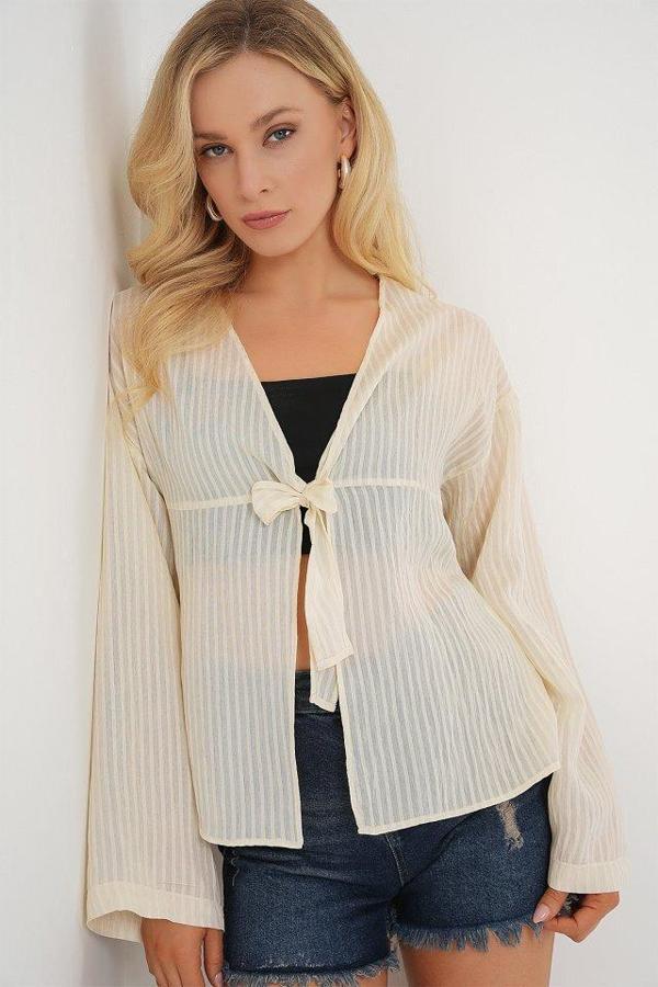 Önü Bağcıklı Bluz 952 - Krem - Image 1