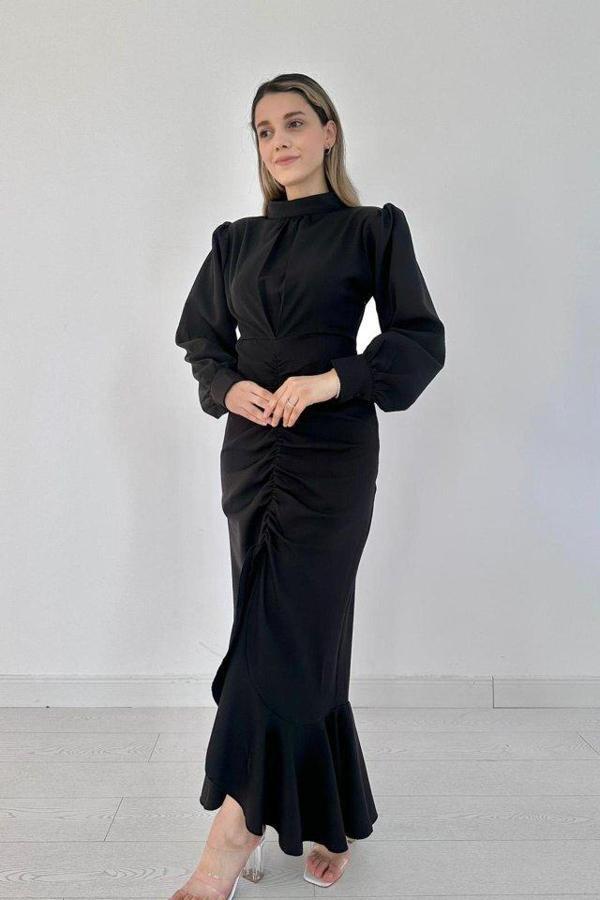 Siyah Volanlı Uzun Kol Elbise - Image 1