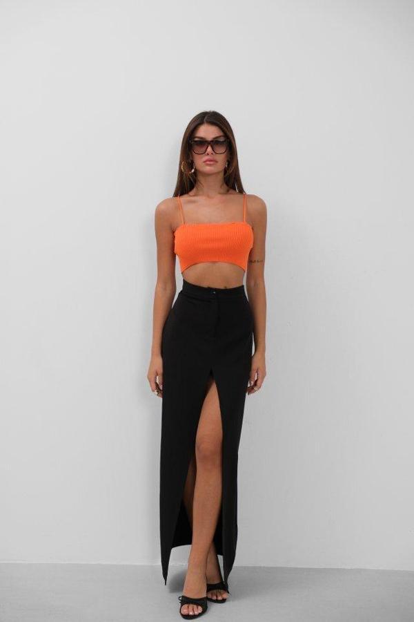 İnce Askılı Crop Top - Image 1