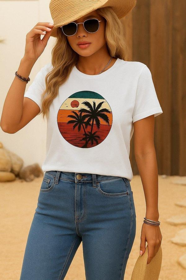 Kadın Kısa Kollu Palmiye Baskılı Viskon T-shirt - Image 1