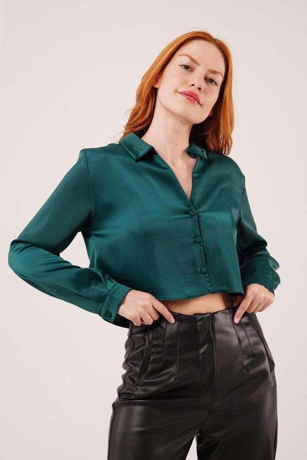 Saten Crop Model Yeşil Gömlek - Image 1