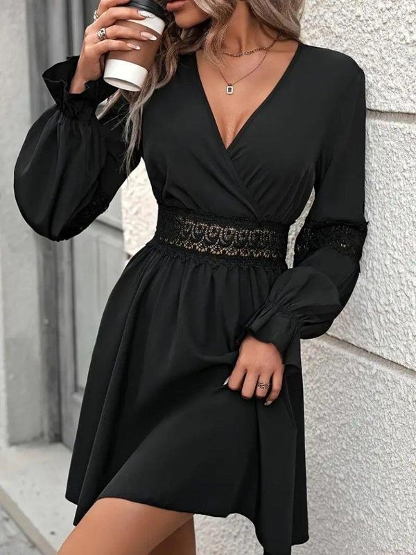 Kadın Uzun Kollu Kruvaze Yakalı Dantelli Fermuar Detaylı Kısa Ithal Krep Elbise - Image 1