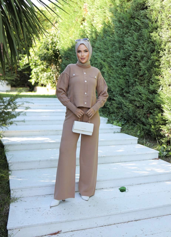 Taş düğmeli ikili triko takım vizon - Image 1