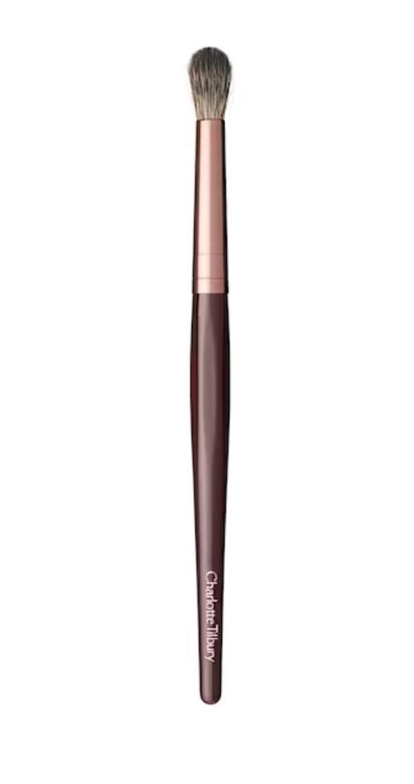  Charlotte Tilbury Eye Blender Fırça - Göz Fırçası - Image 1