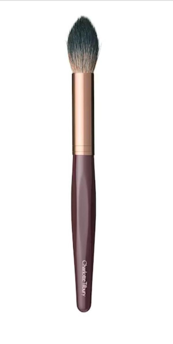  Charlotte Tilbury Powder and Sculpt Brush - Yüz Fırçası - Image 1