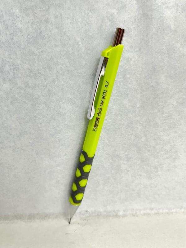 Mikro MK 9001 Yeşil Renk 0.7 Uçlu Versatil Kurşun Kalem - Image 1