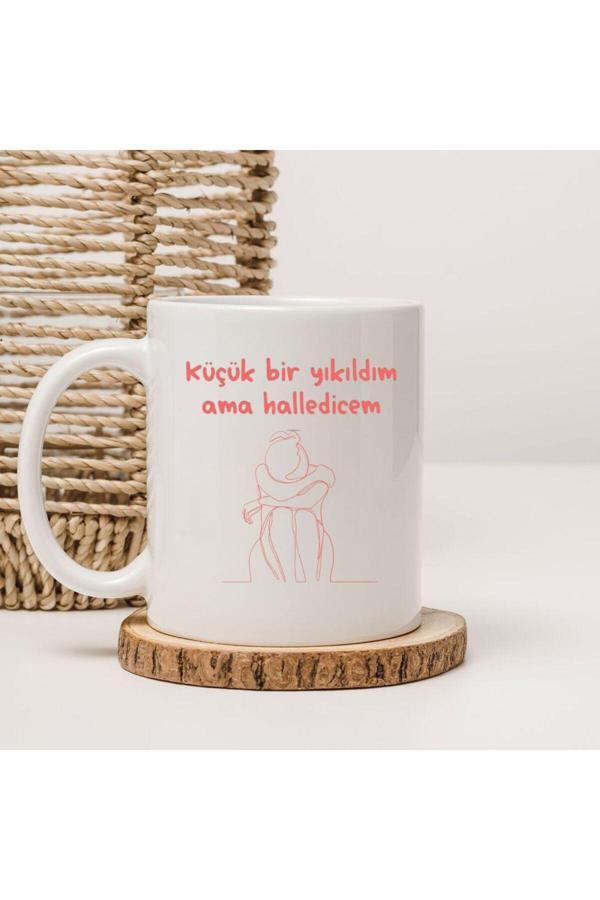 Kubdekor Küçük Bir Yıkıldım Ama Halledicem Yazılı Baskılı Kupa Bardak - Image 1