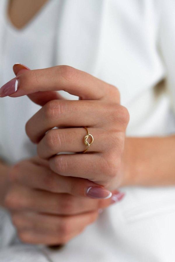 Eva Jewelry Aşkın Kör Düğümü Ayarlanabilir 14k Gold Kaplama Yüzük - Image 1