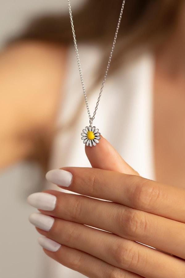 Eva Jewelry Mineli Papatya Gümüş Kaplama Kadın Kolye - Image 1